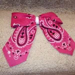 Bandana bow